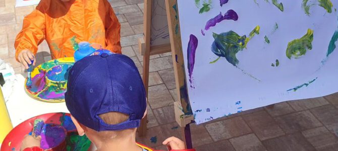 Malen in der Kinderkrippe